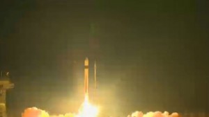 Изстреляха успешно ракетата Союз от новия космодрум Восточний ВИДЕО