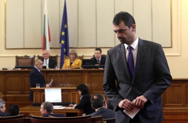 Хайтов: Управляващите потъпкаха демокрацията и разделиха българите