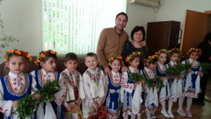 Деца от Стралджа гостуваха на кмета