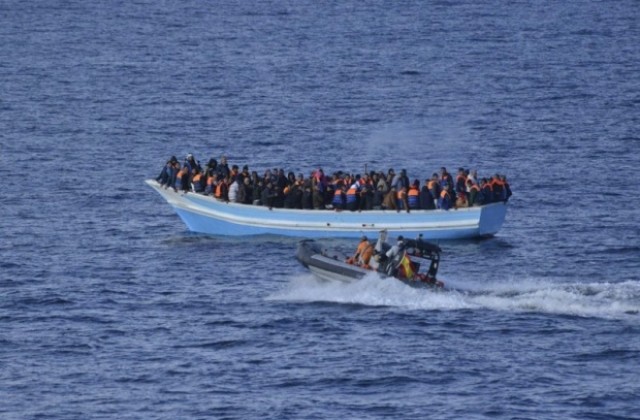 84 мигранти са изчезнали при корабокрушение в Средиземно море