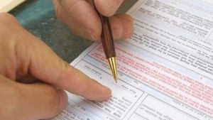 Изтича крайният срок за подаване на данъчни декларации