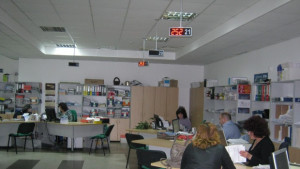 Спокойно преминава последният ден за подаване на данъчни декларации