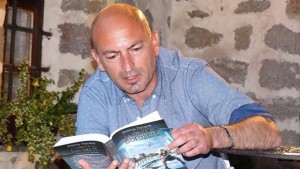 Писателят Димитър Герганов Хората в последните 23 хилядолетия не са