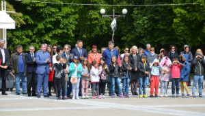 Благоевградчани се преклониха пред паметника на Гоце Делчев