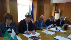 Двама кандиадти за омбудсман на Шумен събеседването с тях на