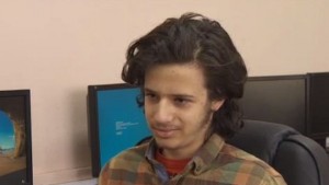 Българче изобрети компютър който пише ръкописно вместо него