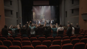 Старозагорската опера запя химна Светът е Берое