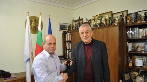 Три златни значки връчи кметът в навечерието на празника на