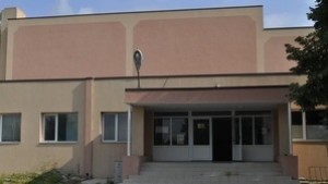 Монтират отоплителна инсталация в лекоатлетическата зала в Сливен