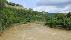 Нивото на р Янтра се понижава реките остават под наблюдение