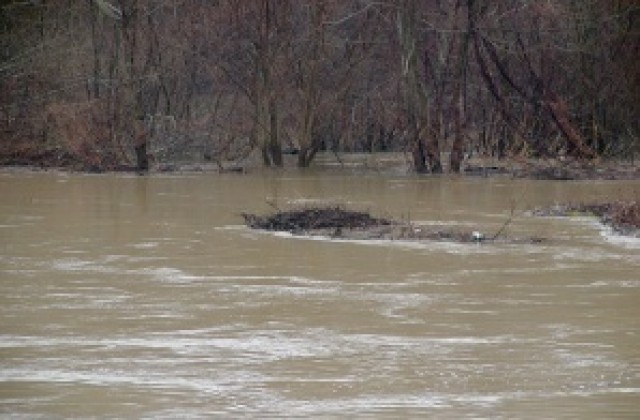 Организирано е наблюдение на реките в община Г. Оряховица, няма опасност от преливане