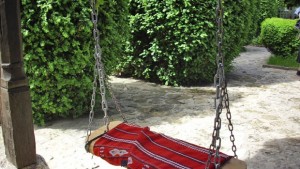 Гергьовден в Етнографската къща с люлка песни и обредни хлябове