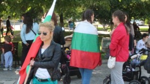И майките от Раднево излязоха на протест
