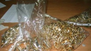 Над 170 грама злато откраднаха от частен дом