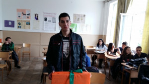Ученик от Пловдив с дрон защото е в час с