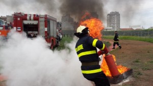 Силистренските огнеборци първи в областното състезание по пожароприложен спорт
