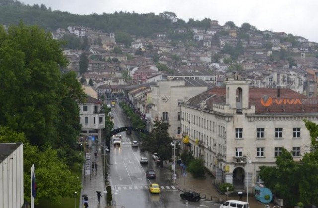 Велико Търново е сред трите града в България с положителен прираст