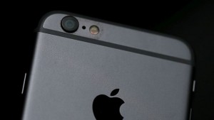 4годишните могат да боравят със смартфон но не и да