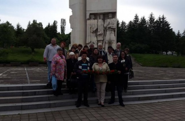 Лясковските социалисти почетоха Деня на победата