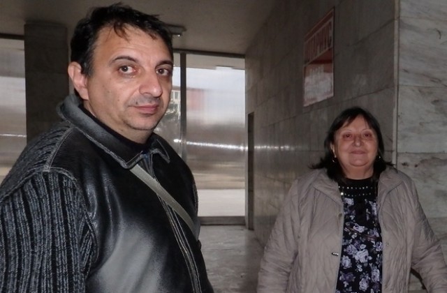 Подправени документи уличават банкерката, източила 23 500 лв.