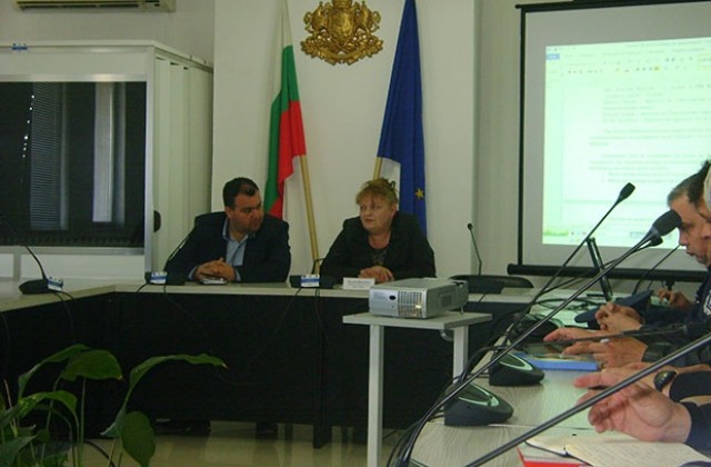 Предстоят аварийни дейности по укрепване на преливника на язовир „Рогозен 1“