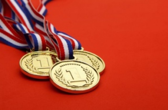 Четири златни медала за  „Кралете на саншоу