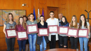 Десет доброволци от БЧК получиха старопрестолни грамоти