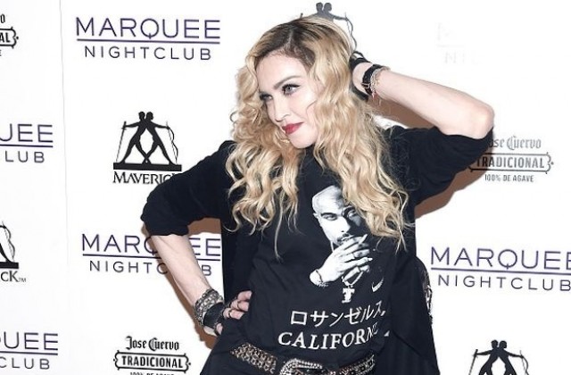 Мадона почита Принс на наградите Билборд със специално шоу