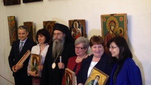 Меглена Кунева отличи със Св Иван Рилски директора на ПГ