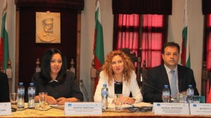 Даниел Панов и министър Лиляна Павлова откриха заседание на Комитета