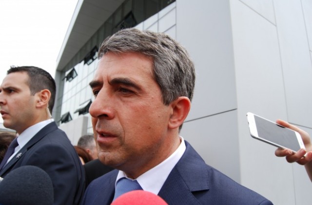 Плевнелиев разкритикува решението за референдума на Шоуто на Слави