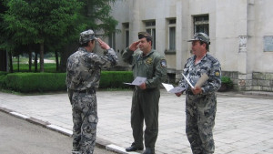 Завърши обучението на зенитноракетни и радиотехнически специалисти в УАГ ГБенковски