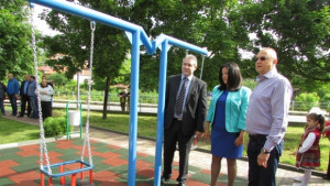 Народният представител Пламен Нунев и министър Лиляна Павлова откриха нова