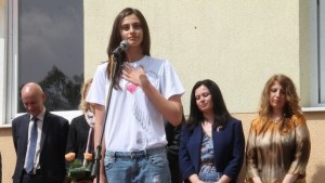 Близо 3 000 лв за Искам бебе събраха зрелостниците на