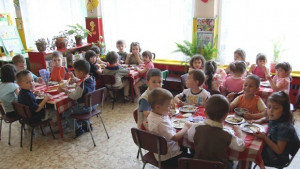 Детските градини се увеличават децата в тях намаляват