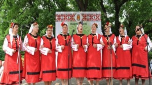 С фолклорно шествие започва Китна Тракия в Хасково