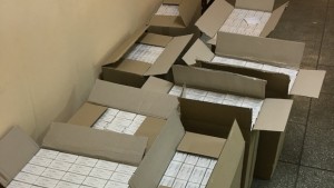 Полицаи иззеха над 170 000 къса контрабандни цигари
