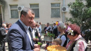 Празникът на яйцето събра над 4000 души в Павликени