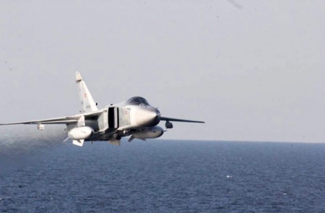 Военен самолет на ОАЕ се разби при учебен полет