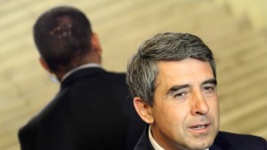 Президентът Плевнелиев поздрави Поли Генова за успех на Евровизия