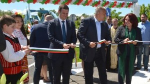 Премиерът Борисов откри мост жп гара и скоростно жп трасе