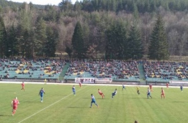 „Велбъжд изпусна „Ботев- Ихтиман, ЦСКА разгроми последния „Балкан