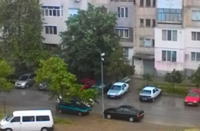 Отново градушка и пороен дъжд в Сливен