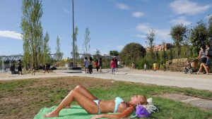 Атрактивна изложба показва плажът в Мадрид