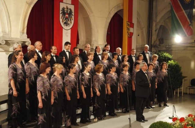 Смесен хор „Родина” в Стара Загора отбелязва своята 70-та годишнина