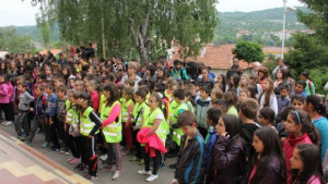 111 подрастващи положиха клетва като доброволци в детските полицейските управления