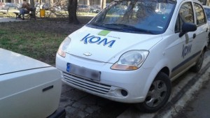 Погват служебните автомобили нощуващи незаконно по кварталните паркинги