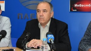 Кметът на Червен бряг предупреди за тежки санкции грозящи общината