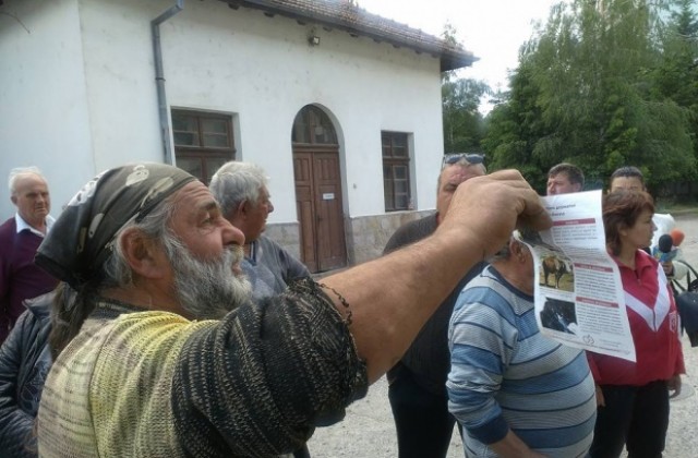 Животновъди недоволстваха в Кюстендил от липсата на ваксини за нодуларния дерматит