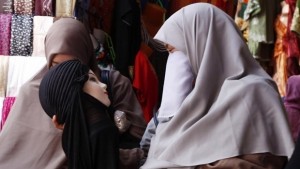 Въпросът на Дарик За или против сте забраната на бурки